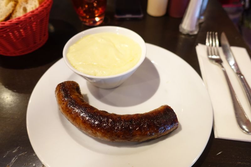 Aligot et saucisse grillée