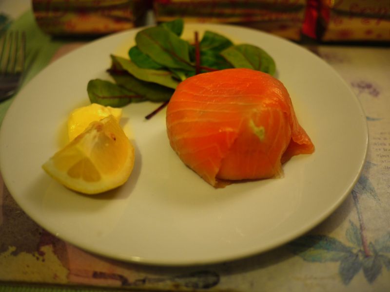 Bouchée au tartare de poisson au citron et aux herbes