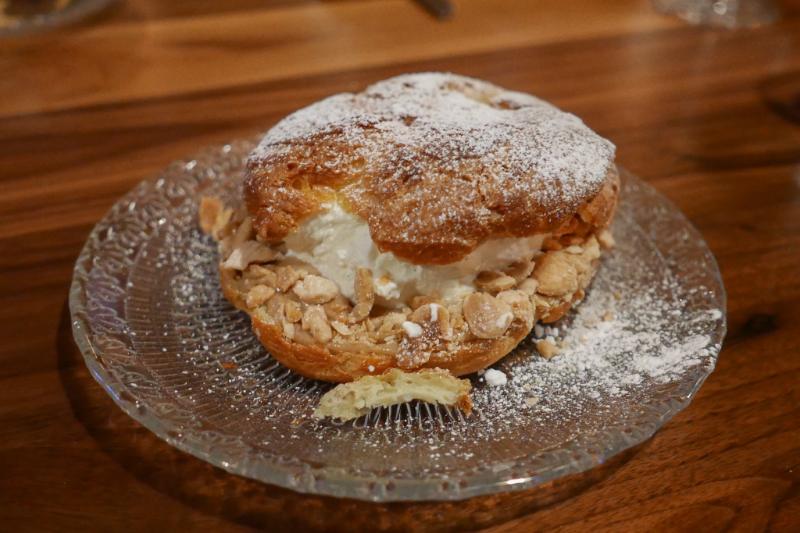 Choux à la crème pralinée