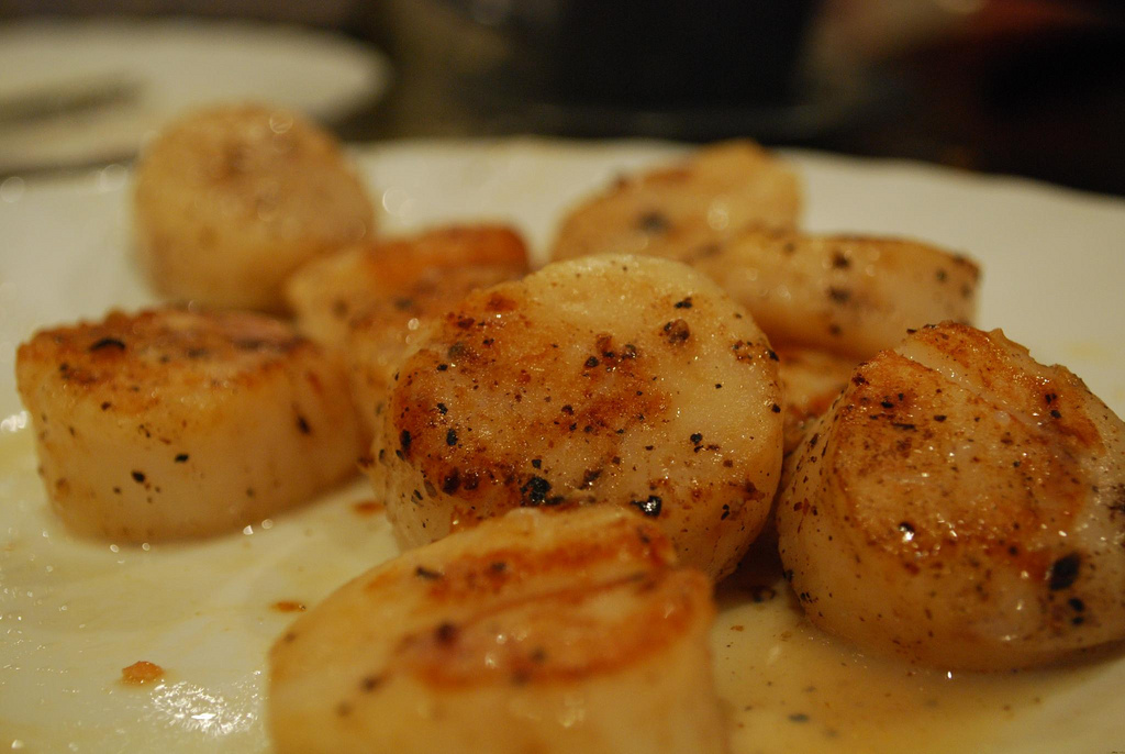 Coquilles Saint-Jacques grillées à la citronnelle