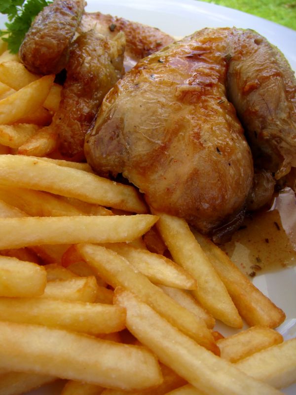 Poulet rôti frites