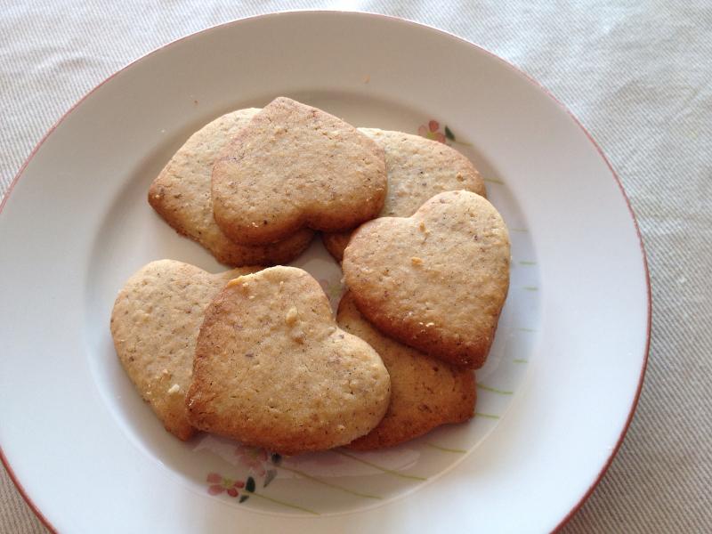 Sablé au beurre salé et confiture de cerises