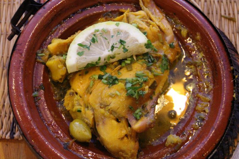 Tajine de poulet aux citrons confits