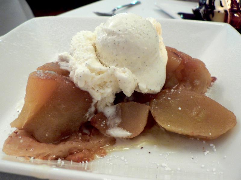 Tarte Tatin et glace à la vanille