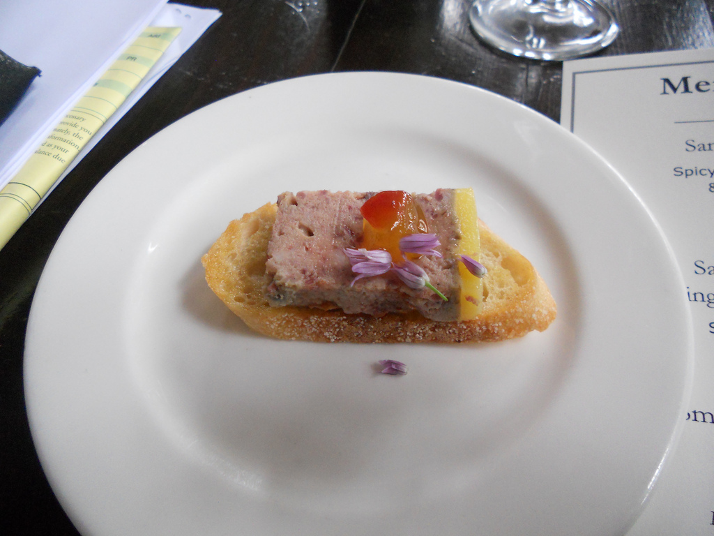 Pâté de canard aux cèpes