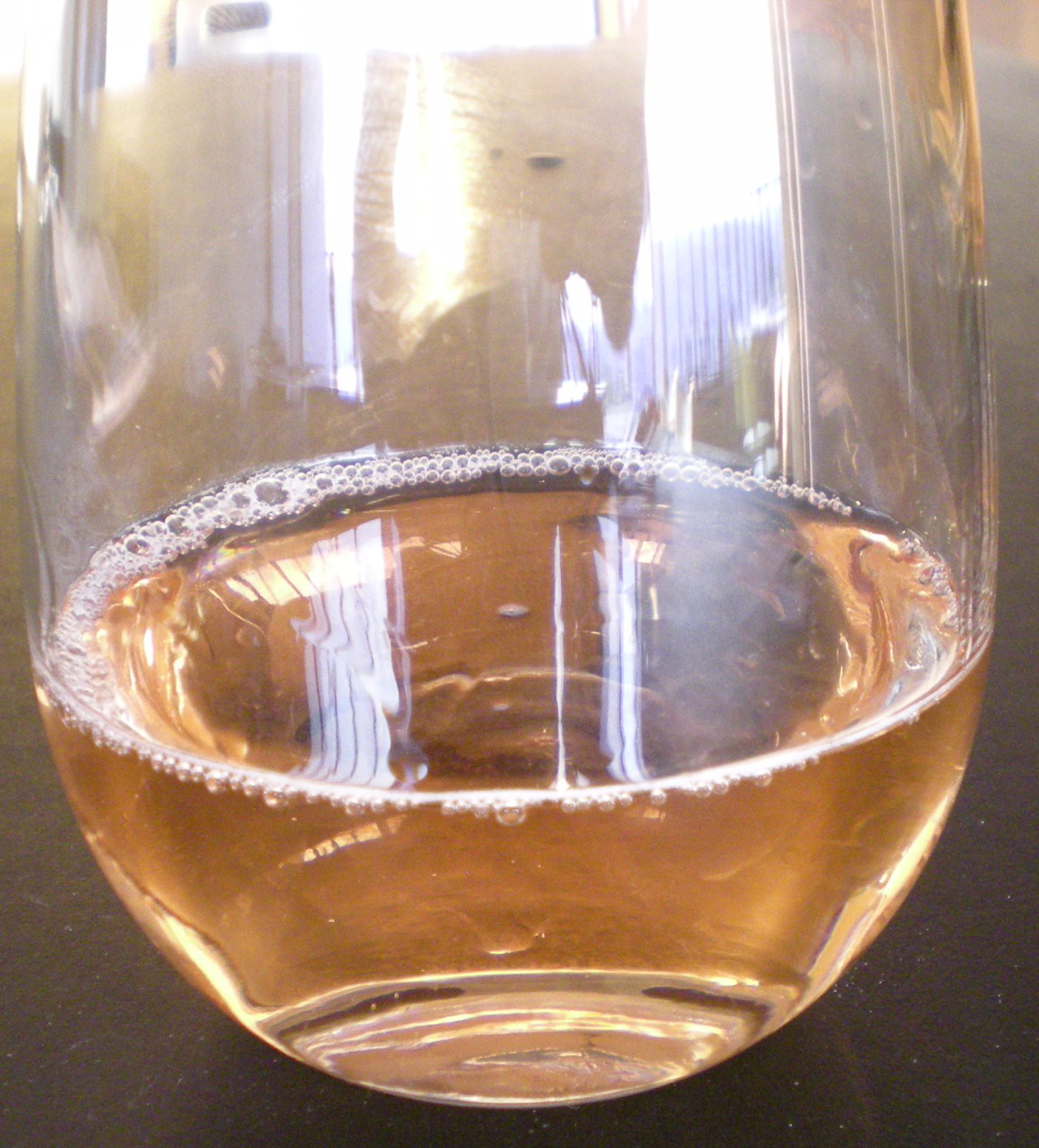 Sable de Camargue Gris       Vin gris de gris - Vin Gris - Photo de Jameson Fink - 101Pairing.com