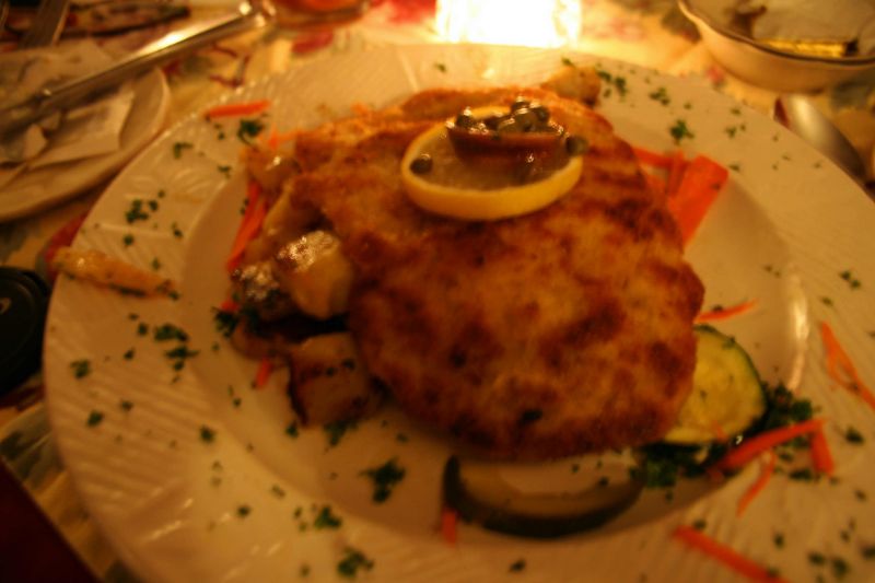 Escalope de veau à la viennoise aux anchois et câpres